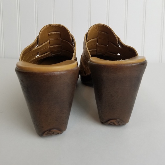 Naturalizer Camel Woven Leather Clogs Size 8.5 - Picture 6 of 8